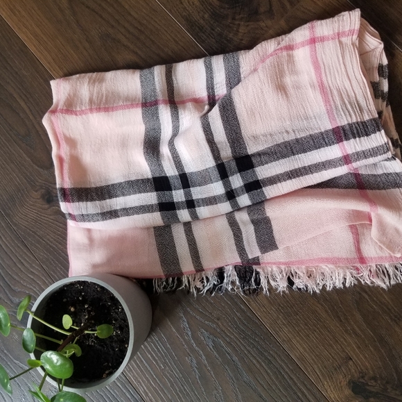 Light Pink Scarf - Picture 2 of 4